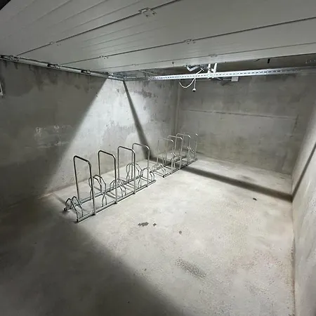 Avec Balcon - Pres Des Thermes Et Commerces - Fr-1-503-131 Apartment