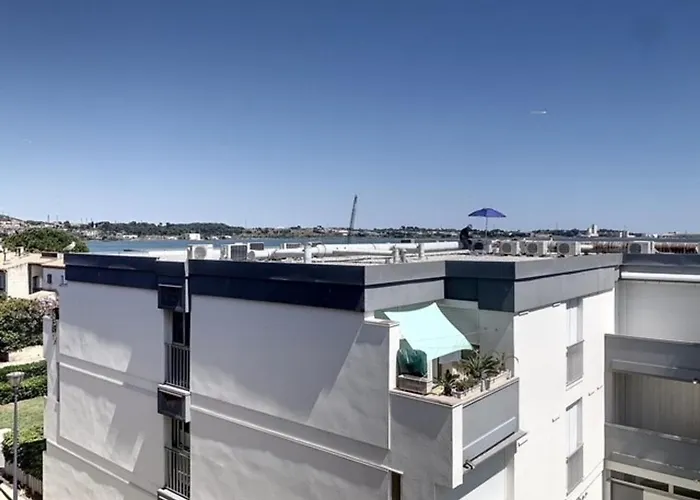 Apartamento 18m² Proche Des Thermes, Animaux Admis, Balcon - Fr-1-503-131